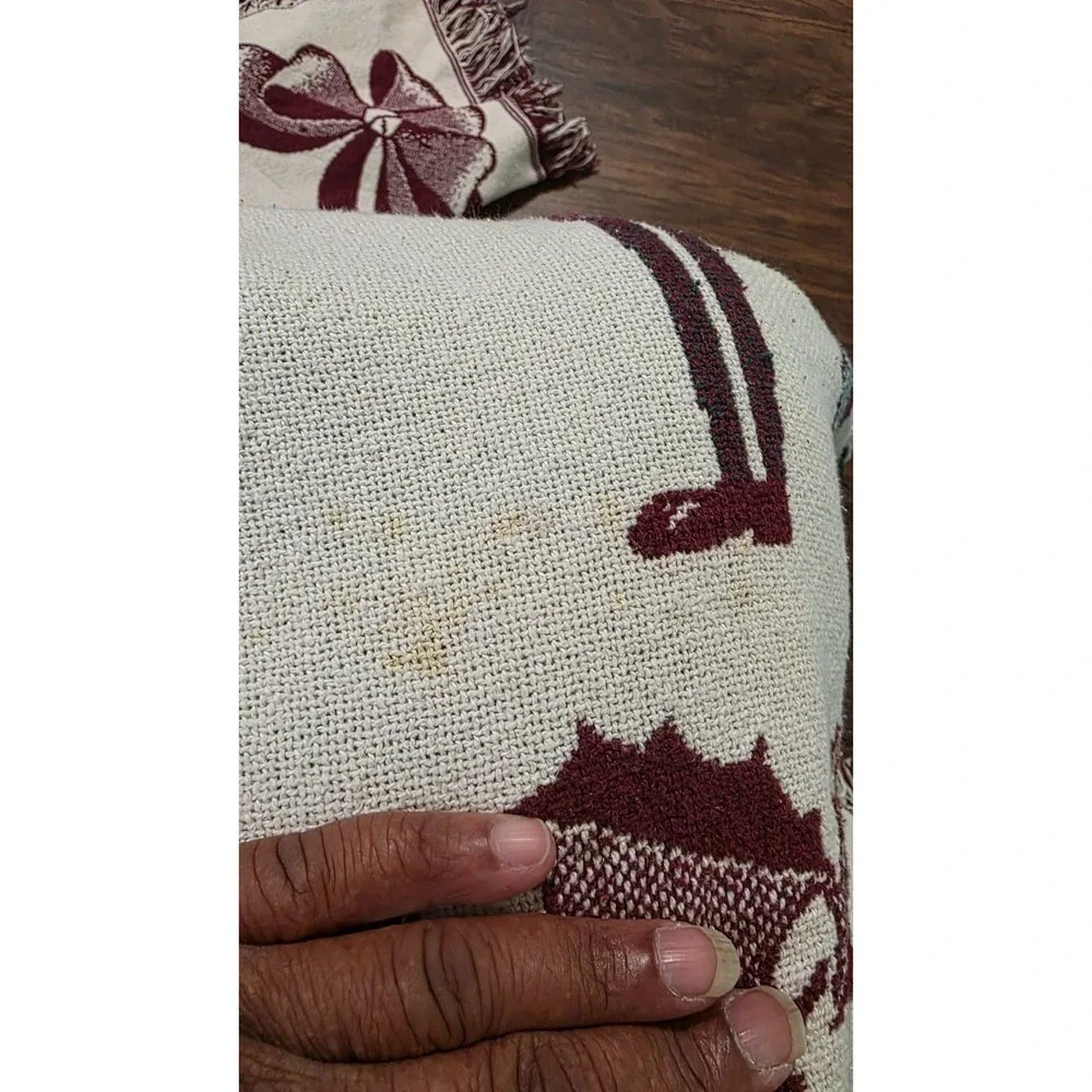 Vintage Christmas-Themed Woven Cotton Throw Blanket 47